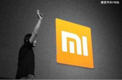 卢伟冰发文抨击友商开始进行大量的造谣和抹黑，甚至“人身攻击”