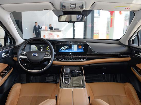 20万元预算，特斯拉Model 3真不香，懂车的人可以看看这款纯电SUV