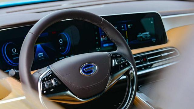 20万元预算，特斯拉Model 3真不香，懂车的人可以看看这款纯电SUV