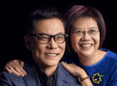 李国庆回应“夺权”：获53.865%支持，依法接管章印，何来抢?