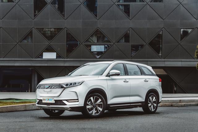 长安欧尚品牌诞生两周年，带来两款新品进军15-20万级别纯电领域