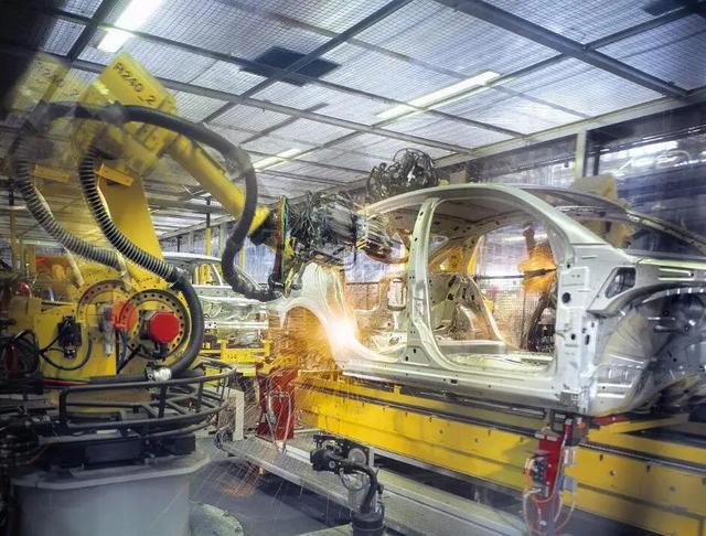 政策助推，国际科技巨头纷纷下注中国机器人行业，布局后疫情市场