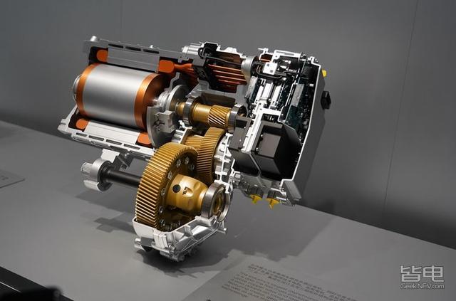 蔚来总裁直播露馅！旗舰轿车ET7年底发布？