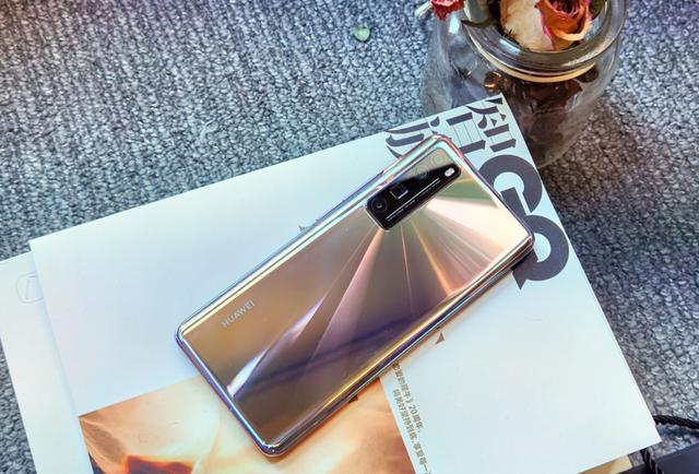 同天发布，华为Nova7/iQOO Neo3哪款更值得期待？