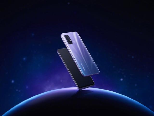 5000mAh+44W超快闪充，注重续航的vivo Z6值得入手吗？
