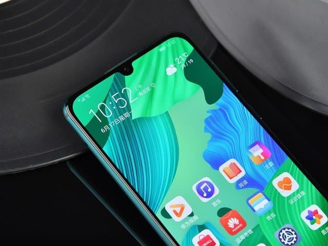 2K档最值得入手的3款旗舰，颜值性价比都很高，学生党表示很心动