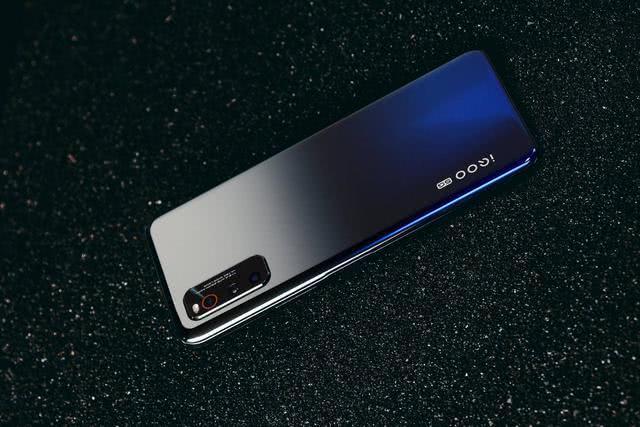 骁龙865+144Hz仅售2698元？性价比超过红米，但缺点也很明显！