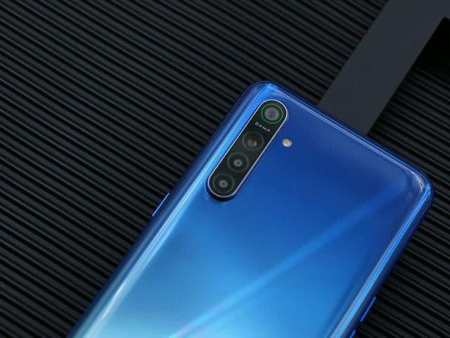 OPPO不再低调！骁龙730G+128G+30W，4G手机降至真香价