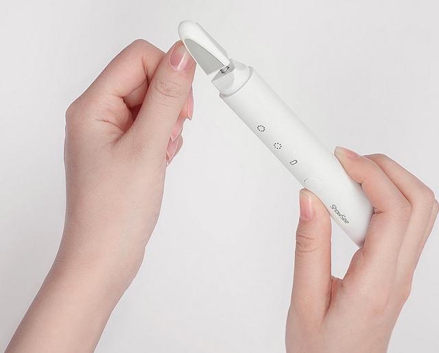 60秒一键美甲！小米“小适电动磨甲器”发布，百货商店名不虚传