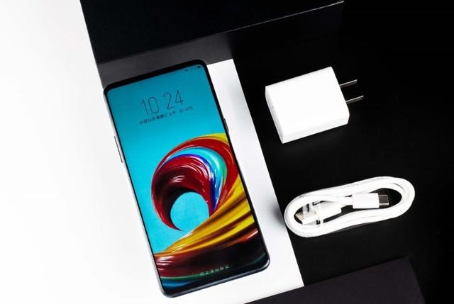 当初的最丑机型，现在却以性价比神机归来，你敢信吗？