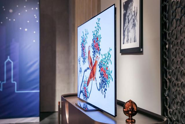 2400万超广角AI慧眼加身！华为智慧屏 X65引领高端大屏再进化