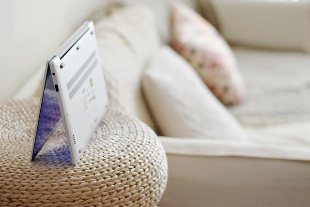 体积小巧，专为办公设计，小米推出首款全面屏笔记本！