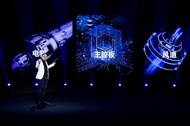 小狗线上发布会首发旗舰智能无线吸尘器T12，剑指戴森