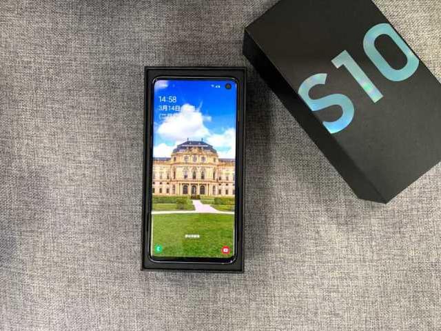 三星开始爆发！2K屏+IP68+无线充电，直降2300元只求清仓