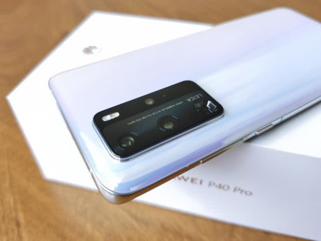 买手机不想吃亏?这3款绝对不会错,华为P40Pro引起抢购热潮!