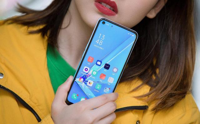 1599能买啥手机？网友：六大理由被OPPO A52圈粉