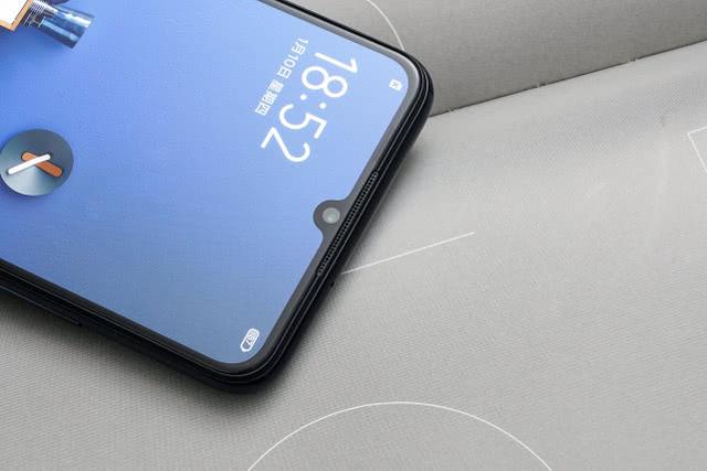 骁龙855+UFS3.0+大电池，跌至清仓价，现在入手还香吗？