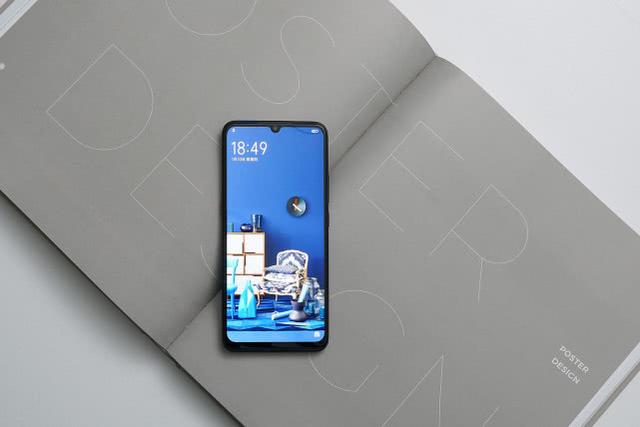 骁龙855+UFS3.0+大电池，跌至清仓价，现在入手还香吗？