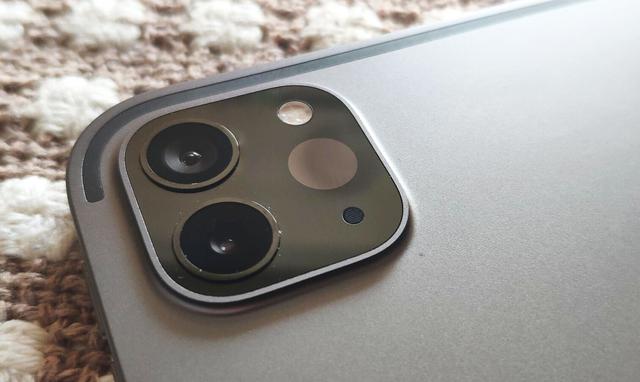 终于有点生产力的样子了！iPad Pro 2020版体验评测