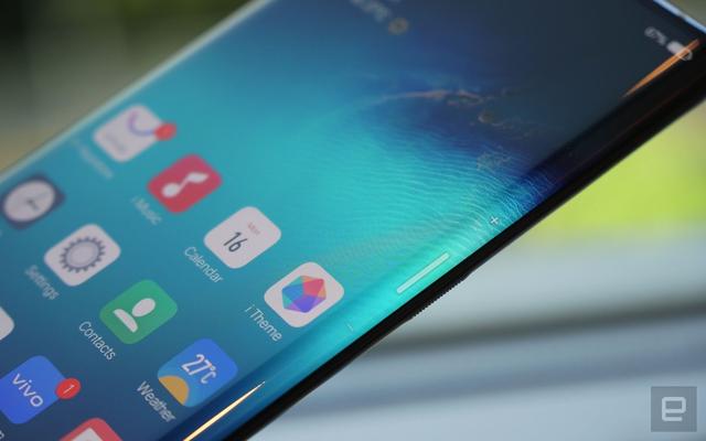 没有曲面屏算不上旗舰手机？OPPO却把它带到智能手表上