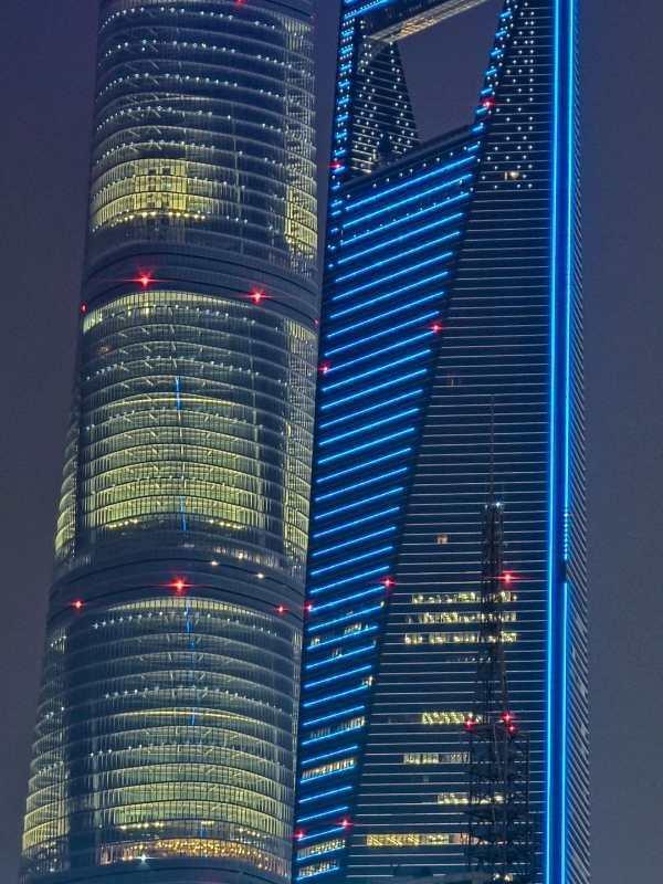 上半年全能机皇诞生，3K+65+最强三摄，Find X2系列名副其实