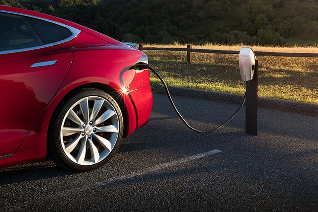 全新电池组，有多强？特斯拉这回又是杀手锏