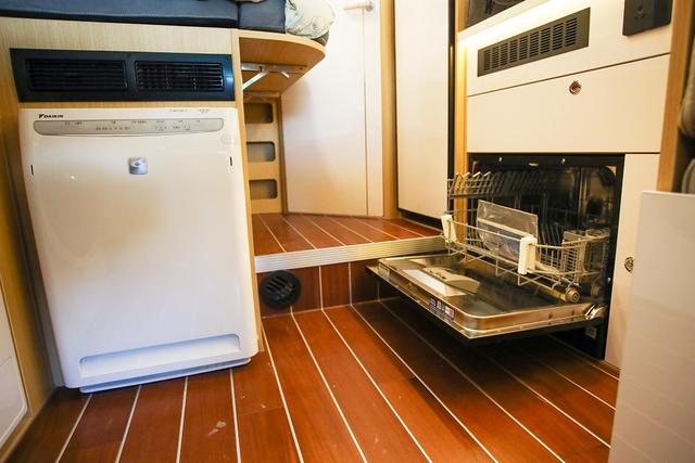 73.8万起售，续航780公里，空间大配置高，法美瑞新能源房车发布