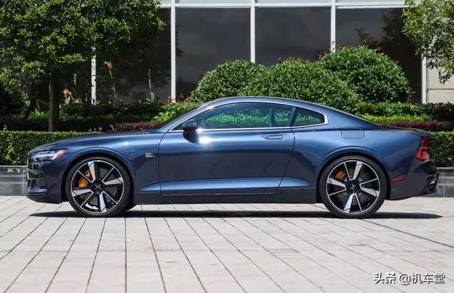 李书福打造国产“科迈罗”：600马力零百4.2s，与保时捷911同级别