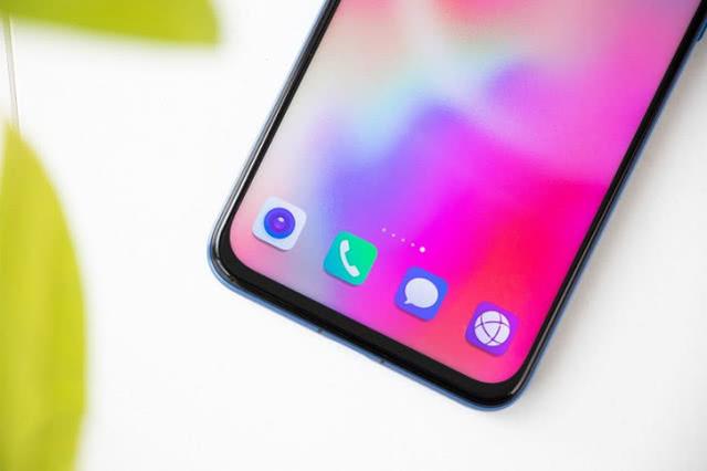 华为还是撑不住了！麒麟980+8+128G，昔日旗舰跌成千元机