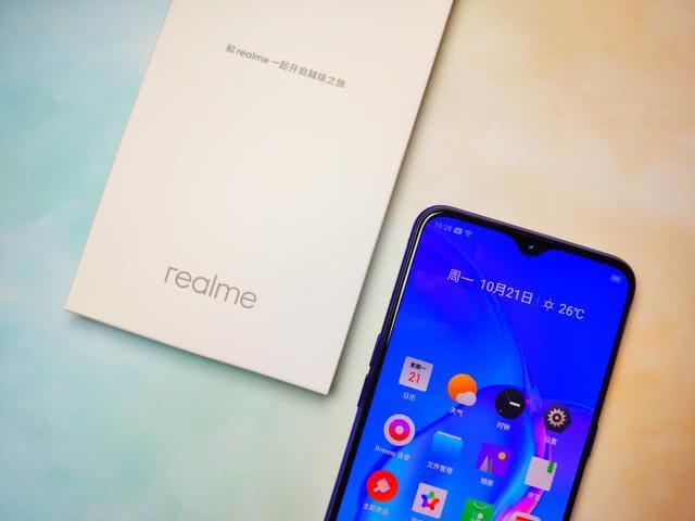 手机别再乱买，骁龙730G+旗舰四摄已经清仓，千元机中最高性价比