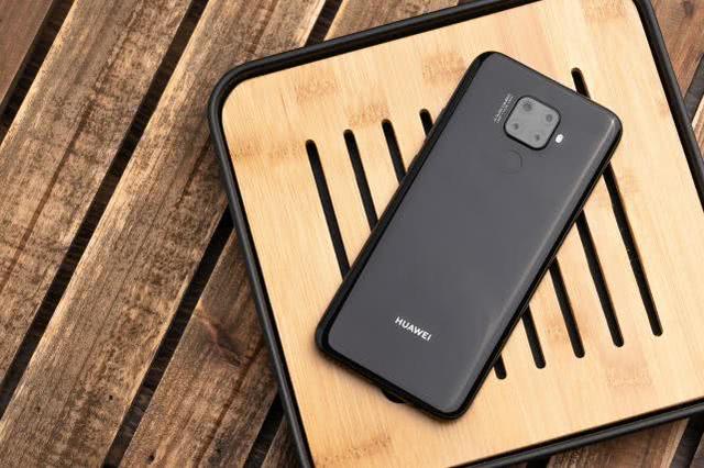 值得入手的真香机？麒麟810+挖孔屏+4800万四摄，华为终于清仓！