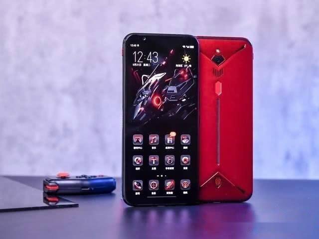 2000元能买到旗舰机？骁龙855+大内存，这3款机型性价比极高