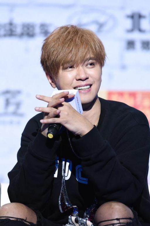 她是阿里正房太子妃，20岁嫁入豪门后，活成55岁当当网李国庆