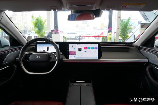 小鹏P7定价“迷踪拳”背后：为应对补贴新政临时调整配置丨调查