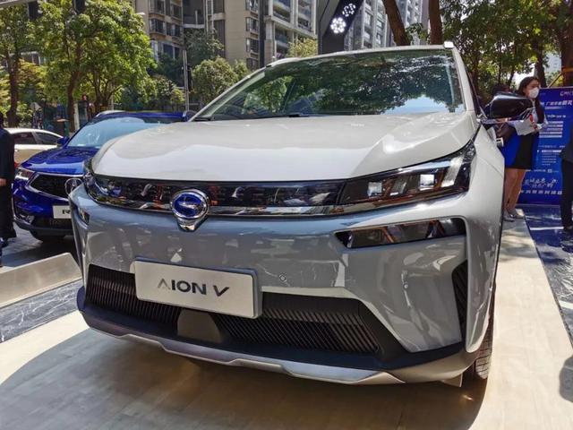 比亚迪/特斯拉/小鹏大乱斗，续航超700公里就能当老大了吗？