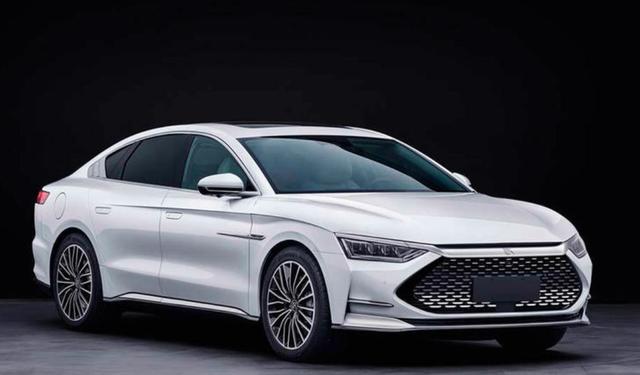 集齐了比亚迪所有的先进技术，这款车能否为中国品牌争一口气呢？