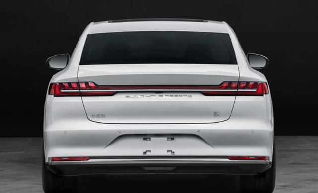 集齐了比亚迪所有的先进技术，这款车能否为中国品牌争一口气呢？