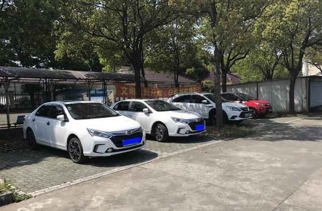 比亚迪汽车卖得这么好，你知道比亚迪员工都开啥车吗