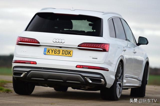 本田1.5L混动终于国产！特斯拉降至27万！这9款新车你不容错过