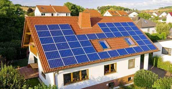 特斯拉“虚拟电厂”要进入英国,李嘉诚将直面马斯克的“疯狂”