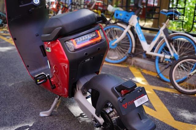 这一年，骑电动车出行会不会是更好的主意？