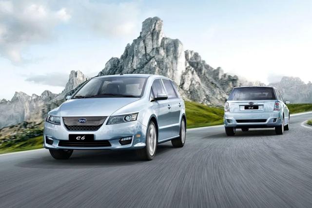 53个月，400到700，续航里程加速增长的背后逻辑