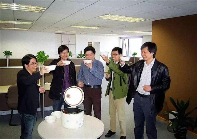 扎心了！小米人均17W的年薪，揭秘雷军薪酬设计惹争议