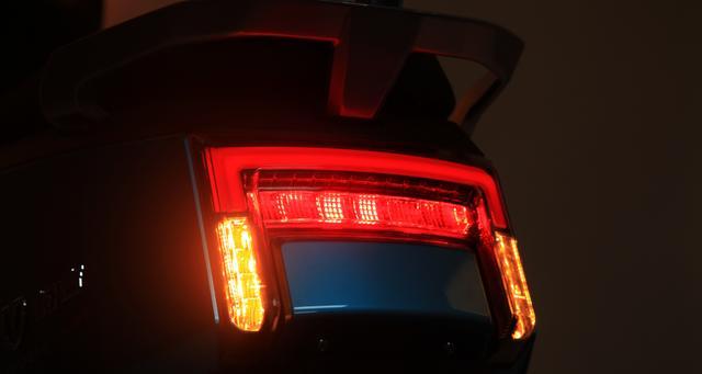 高速电摩新品——松吉H1，配智能APP，极速84，最大续航100km