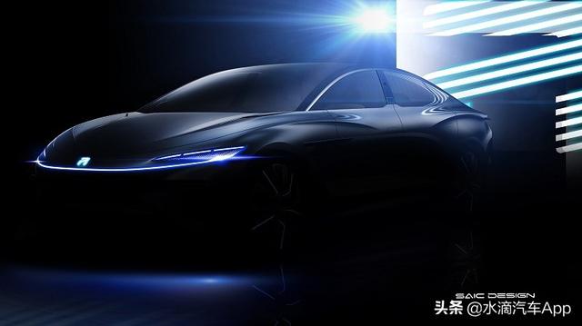 换标后的第一款车长这样，新款荣威Ei6变年轻了吗？