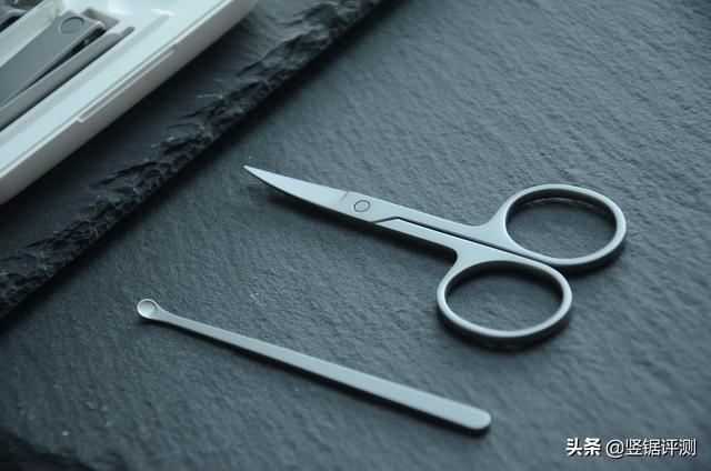 小米“指甲刀五件套”体验：磁吸收纳，锻压成型，卖39.9元贵么
