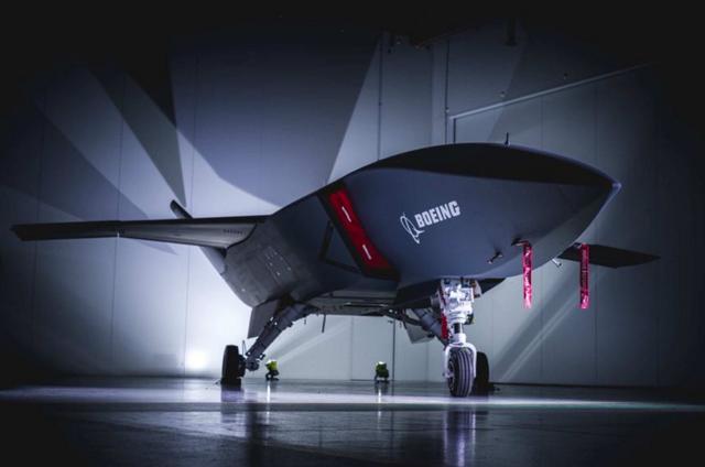 澳洲设计智能无人攻击机 波音首展原型机