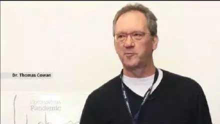 美国博士宣称5G导致新冠病毒，英国民众烧毁多座信号塔