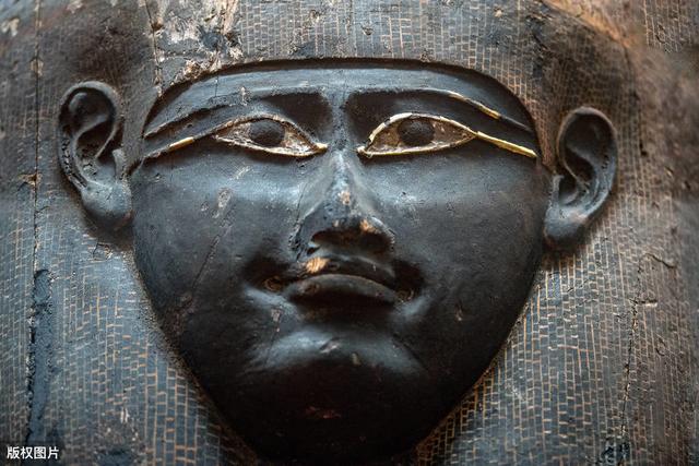 放弃当首富？隐退能领1200万退休金！网友：只剩羡慕！