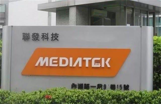 华为高瞻远瞩，芯片库存够用两年，三大巨头“雪中送炭”